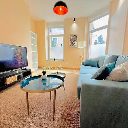 Stylish Brand New 1 Bedroom In Apartman *